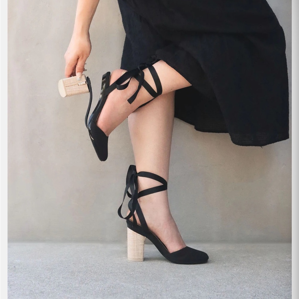 Brand New Heel to flat convertible shoe - Picture 9 of 10